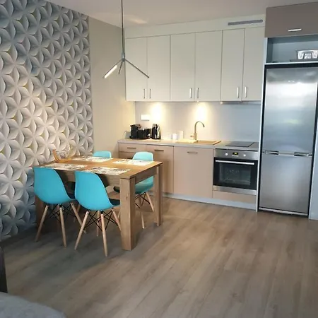 Baltica Z Ogrodkiem * Pogorzelica (Gmina Rewal)