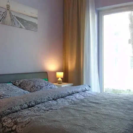 Baltica Z Ogrodkiem * Pogorzelica (Gmina Rewal)