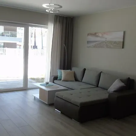 Daire Baltica Z Ogrodkiem Pogorzelica (Gmina Rewal)